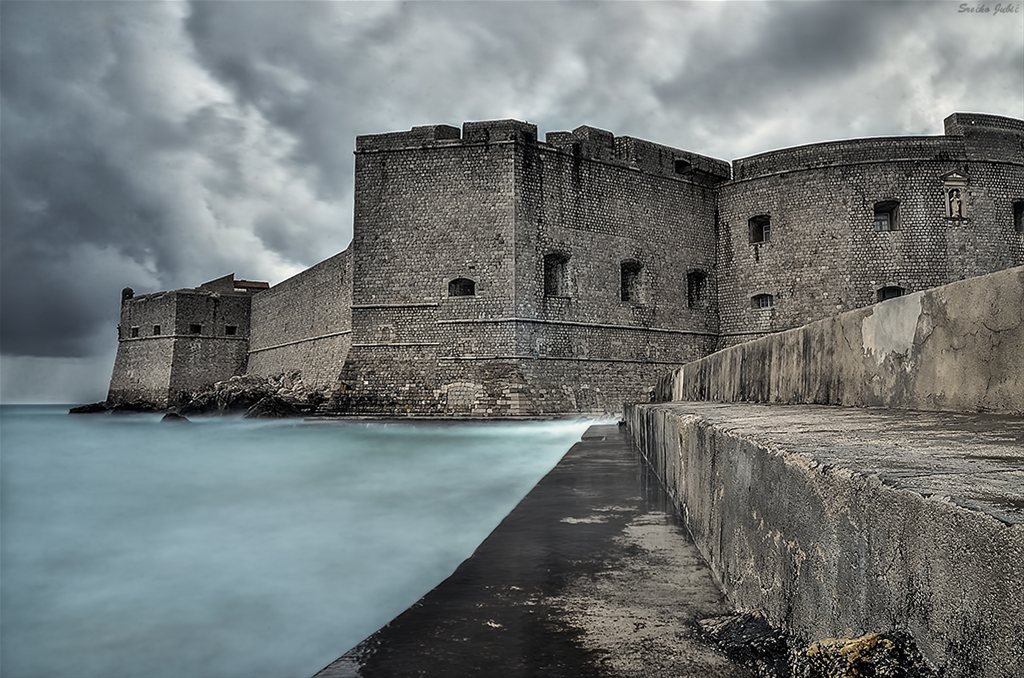 "Walls of Dubrovnik"